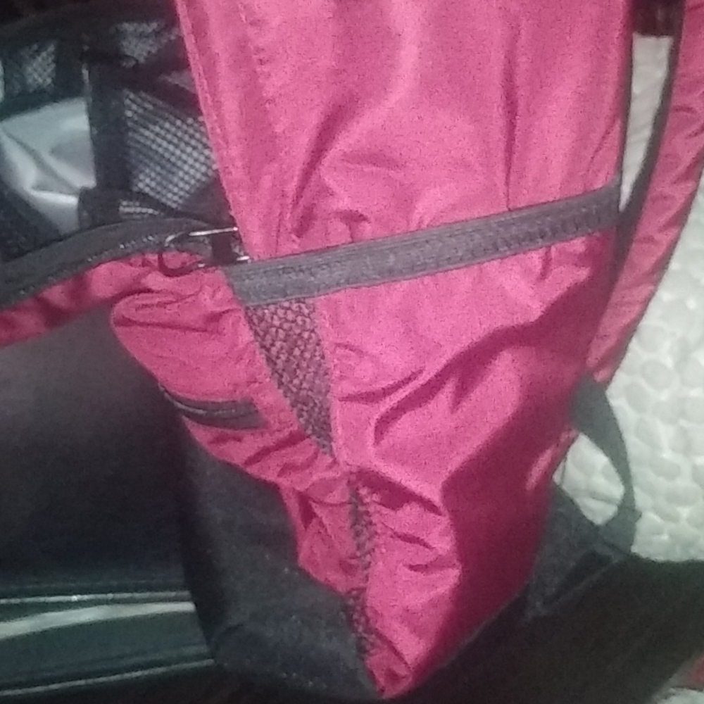 Backpack - Picture 4 of 8
